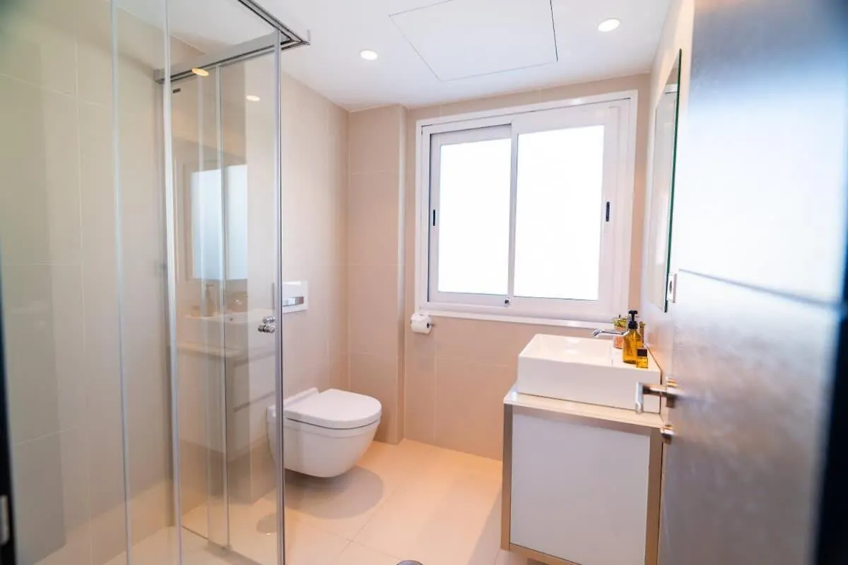 Seaside Elegance With Sea View Apartment Marbella Spain
